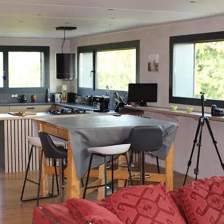 Ecological With A View Of Foret & Vallee Dordogne ! Holiday home Betaille