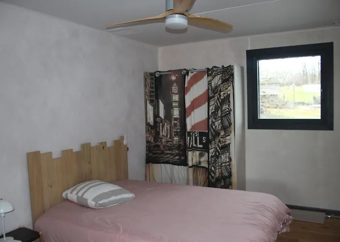 Ecologique Proche Rocamadour & Gouffre De Padirac Vue Vallee Dordogne Bétaille